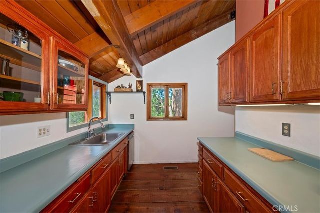 23228 Brookside, Crestline, CA 92325
