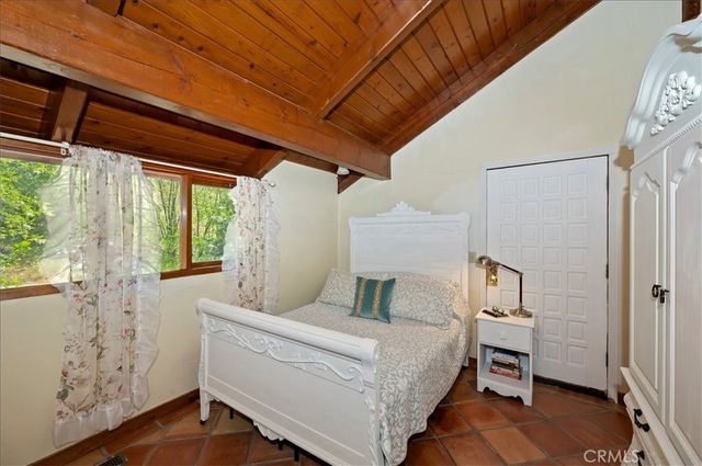 23228 Brookside, Crestline, CA 92325