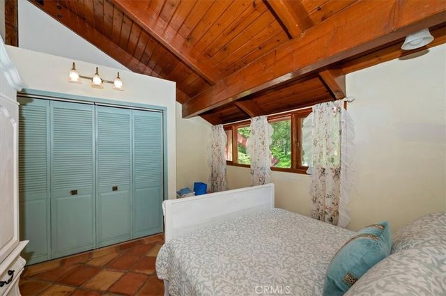 23228 Brookside, Crestline, CA 92325
