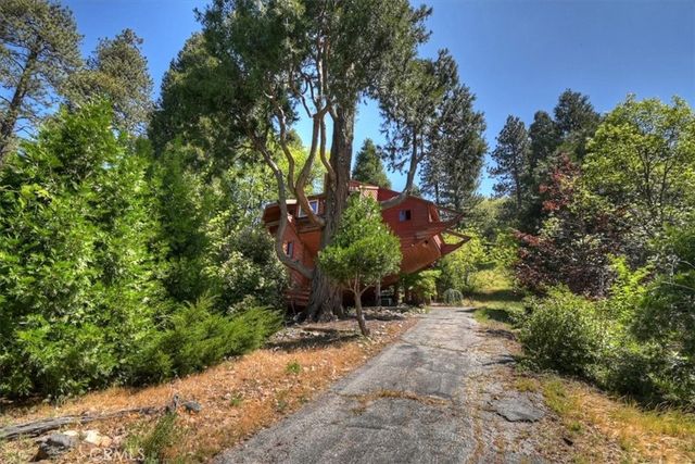 23228 Brookside, Crestline, CA 92325