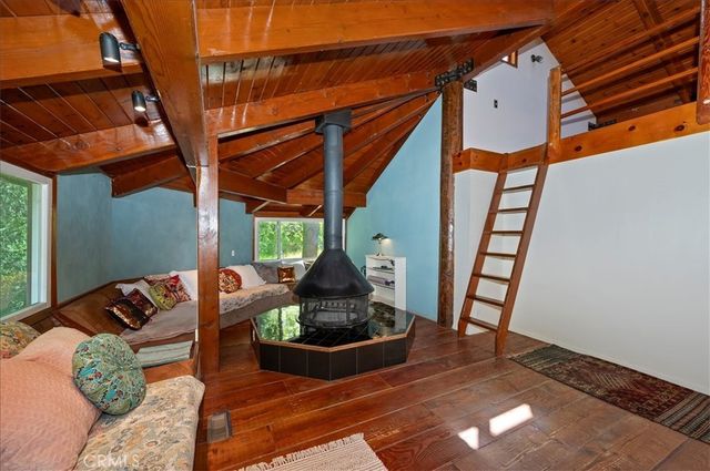 23228 Brookside, Crestline, CA 92325