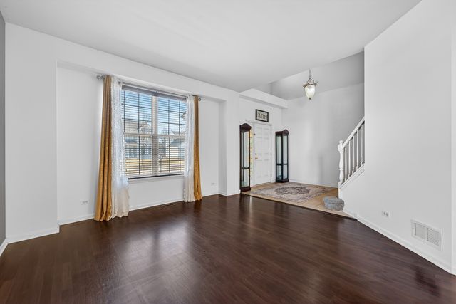 2956 ABERDEEN Drive, Montgomery, IL 60538