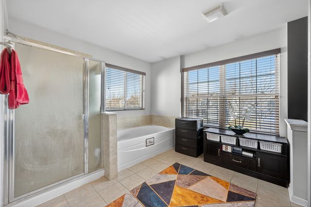 2956 ABERDEEN Drive, Montgomery, IL 60538