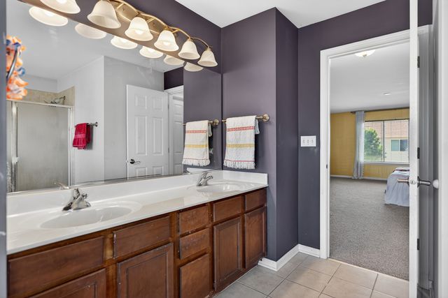 2956 ABERDEEN Drive, Montgomery, IL 60538