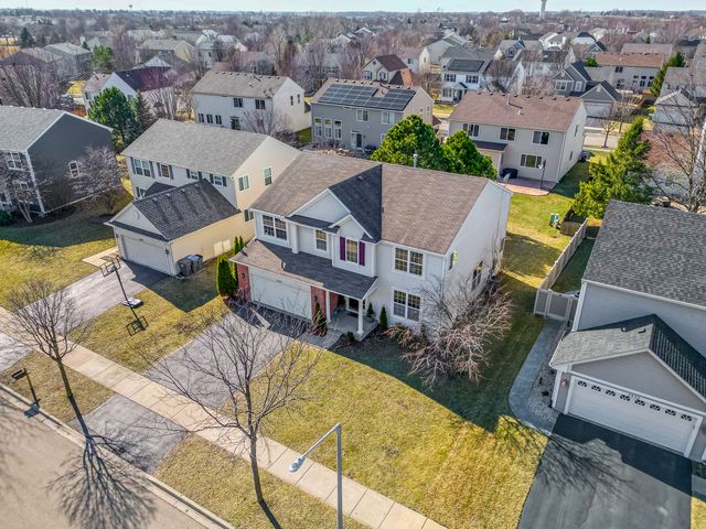 2956 ABERDEEN Drive, Montgomery, IL 60538