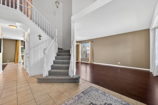 2956 ABERDEEN Drive, Montgomery, IL 60538