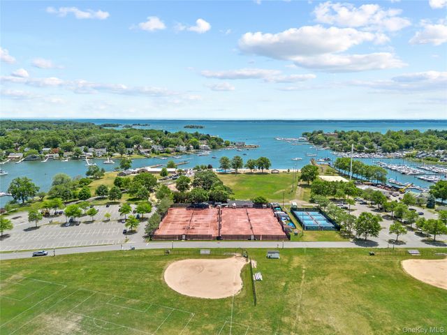 373 Palmer Avenue 2nd Floor, Mamaroneck, NY 10543