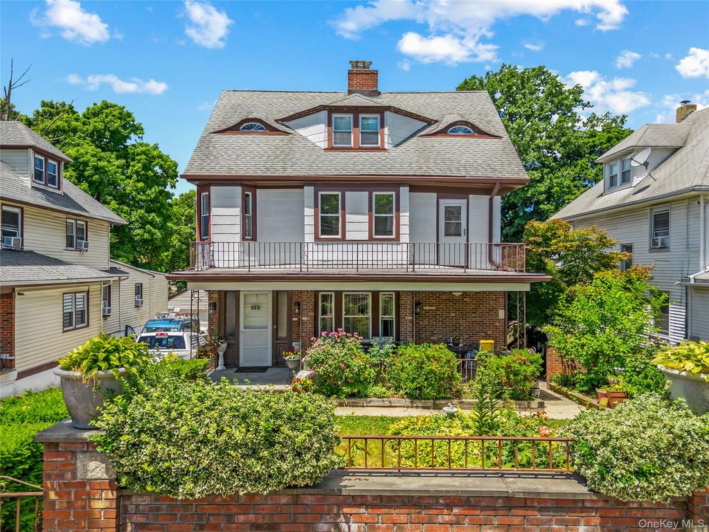 373 Palmer Avenue 2nd Floor, Mamaroneck, NY 10543