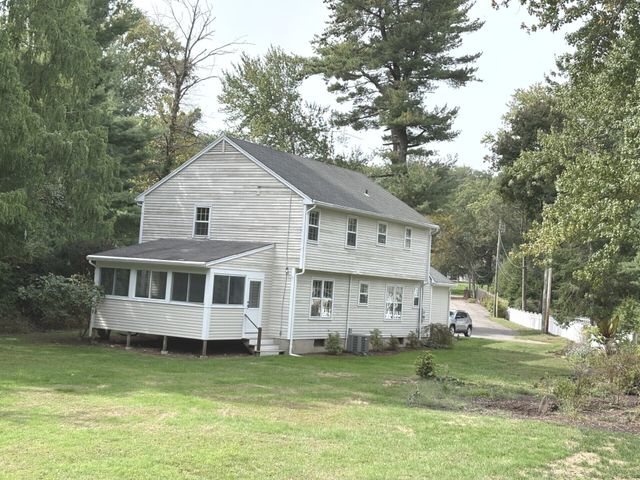 1240 Bronson Road, Fairfield, CT 06824