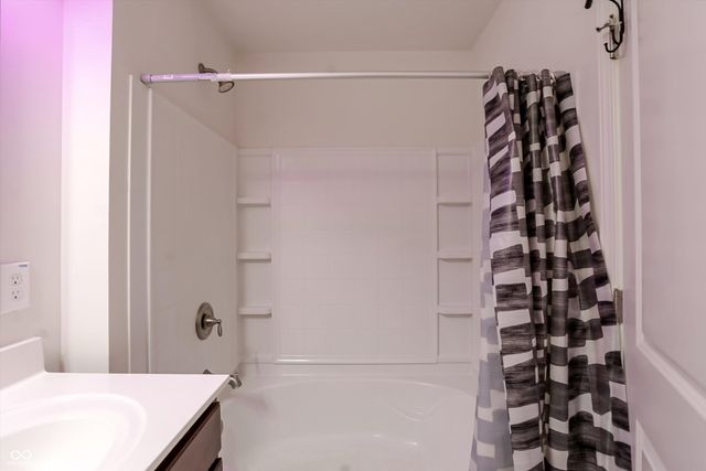 11910 Riley Drive, Zionsville, IN 46077