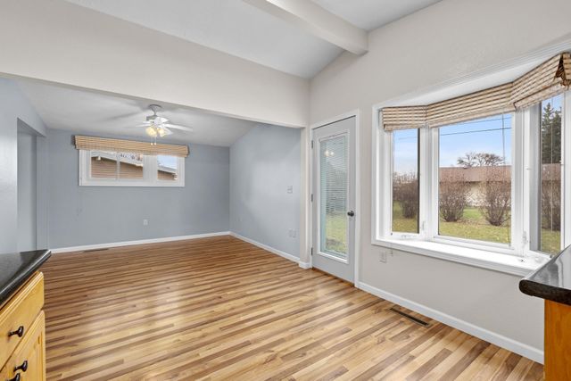 117 26th St SW, Minot, ND 58701