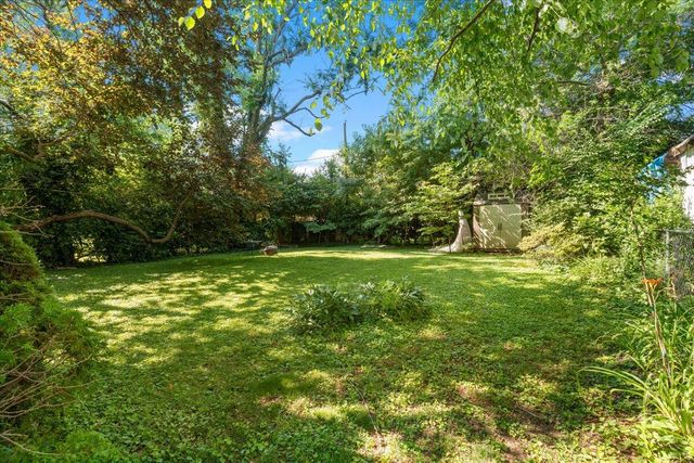 608 Sheridan Drive, Lexington, KY 40503