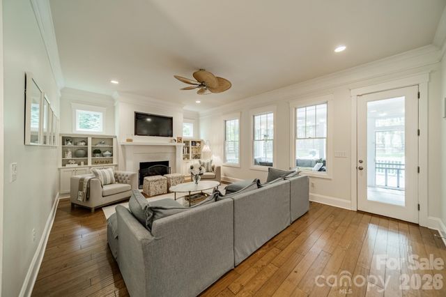 215 Freshwater Lane, Mooresville, NC 28117