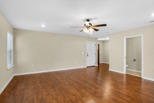 194 Wainwright Drive, Crestview, FL 32539