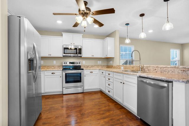 194 Wainwright Drive, Crestview, FL 32539