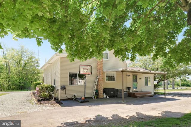 113 BEN TITUS RD, Tamaqua, PA 18252