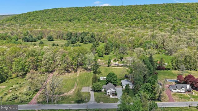 113 BEN TITUS RD, Tamaqua, PA 18252
