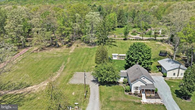 113 BEN TITUS RD, Tamaqua, PA 18252