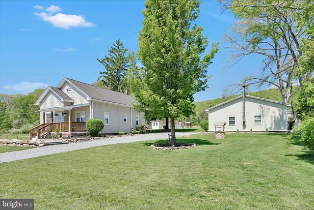 113 BEN TITUS RD, Tamaqua, PA 18252
