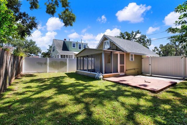 305 28TH STREET S, St Petersburg, FL 33712