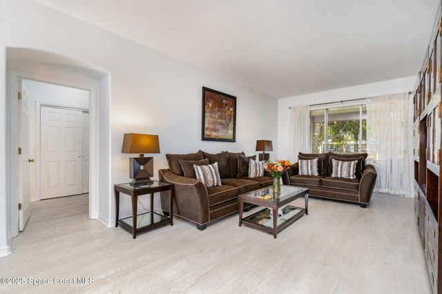 1072 Jans Place, Melbourne, FL 32940