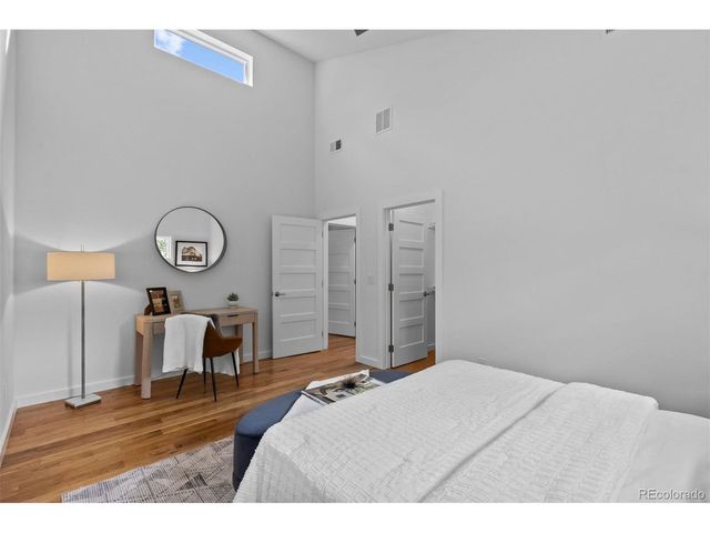 1560 S Monroe St, Denver, CO 80210