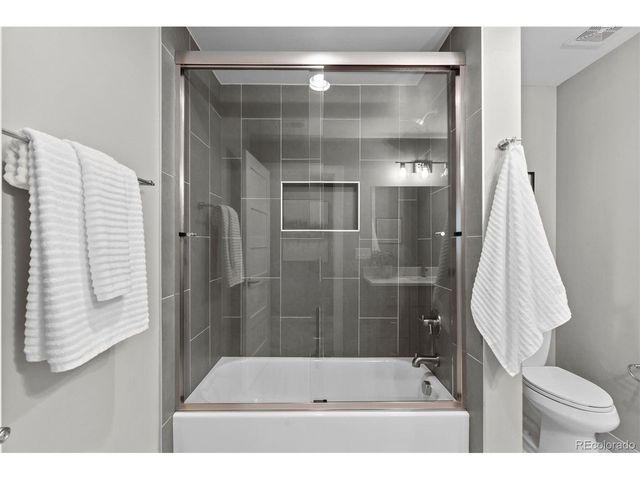 1560 S Monroe St, Denver, CO 80210