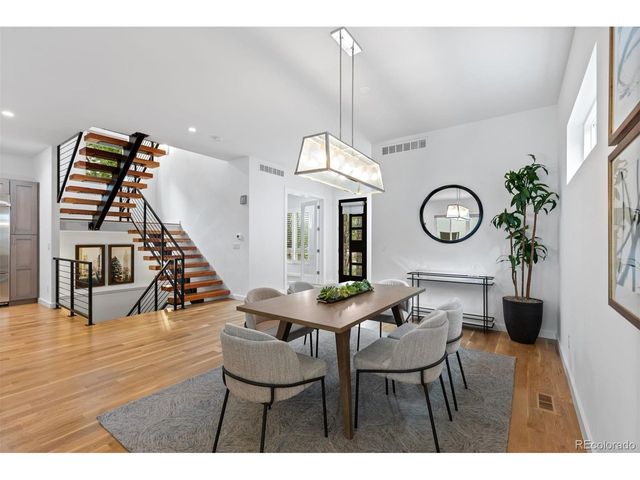 1560 S Monroe St, Denver, CO 80210