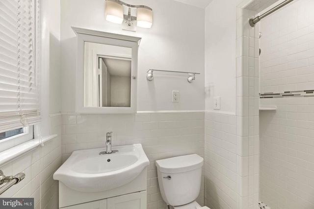 3613 N KENSINGTON ST, Arlington, VA 22207
