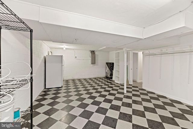 3613 N KENSINGTON ST, Arlington, VA 22207