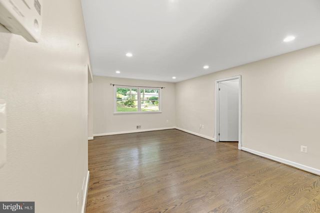 3613 N KENSINGTON ST, Arlington, VA 22207