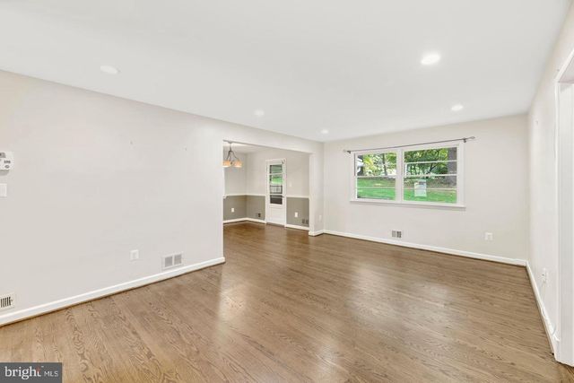 3613 N KENSINGTON ST, Arlington, VA 22207
