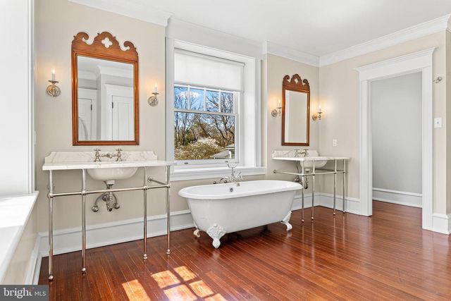 422 DORSET RD, Devon, PA 19333