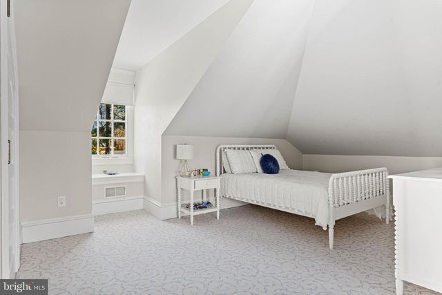 422 DORSET RD, Devon, PA 19333