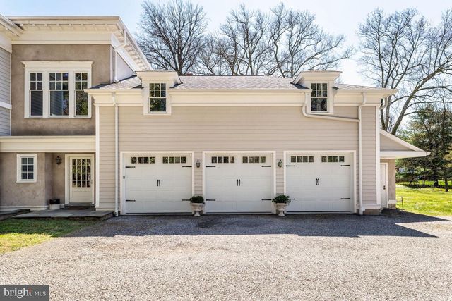 422 DORSET RD, Devon, PA 19333