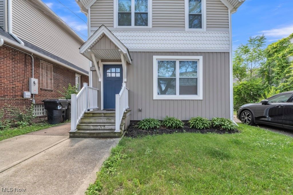 1262 W 65th Street, Cleveland, OH 44102