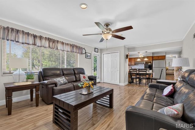4956 Theiss Road, St Louis, MO 63128