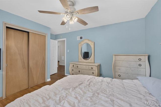 4956 Theiss Road, St Louis, MO 63128