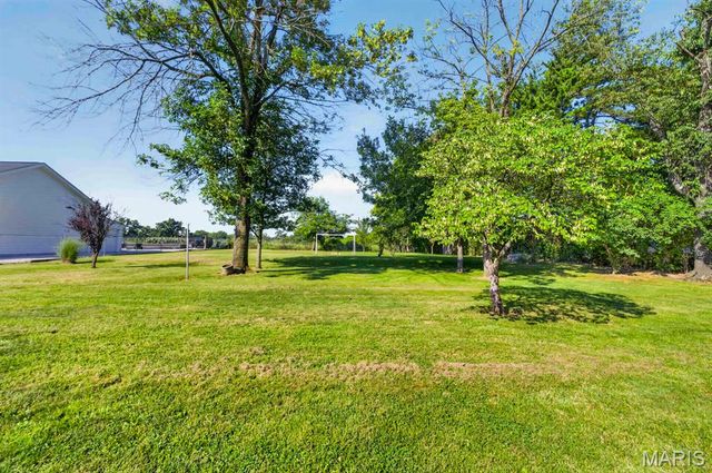 4956 Theiss Road, St Louis, MO 63128