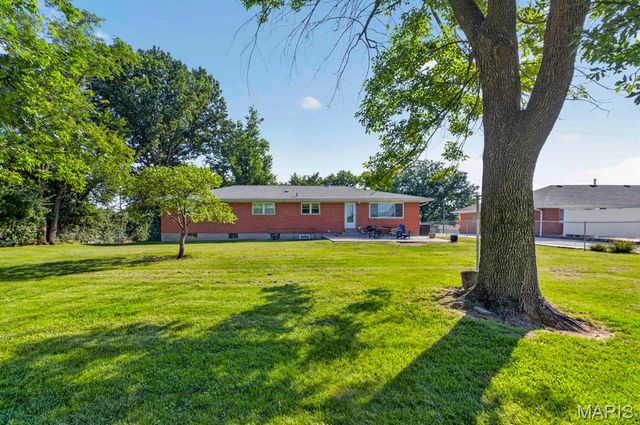 4956 Theiss Road, St Louis, MO 63128