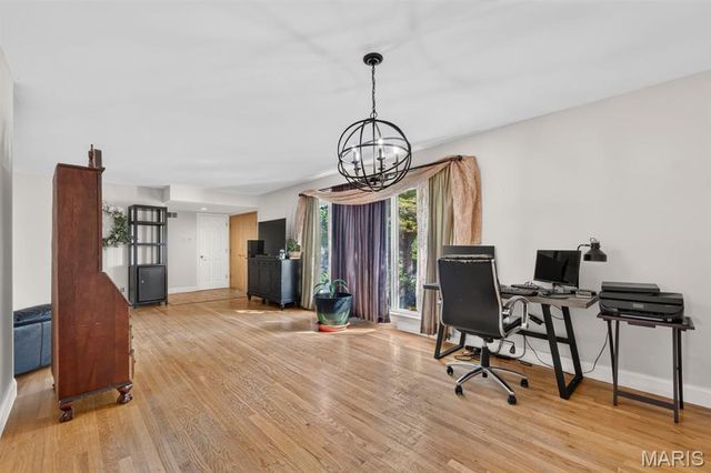 4956 Theiss Road, St Louis, MO 63128