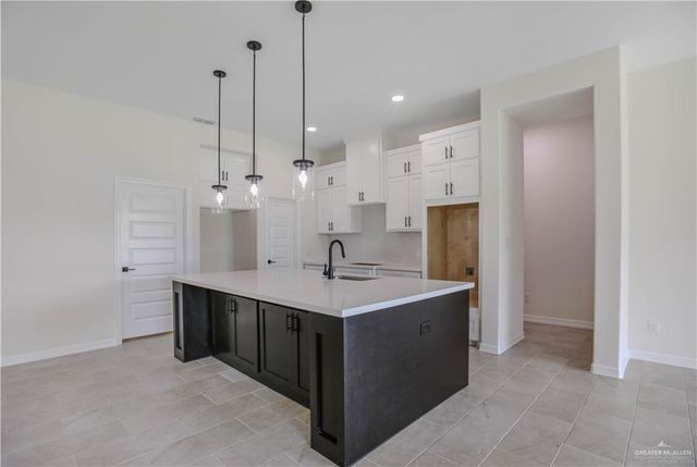 515 Oriole Drive, Los Fresnos, TX 78566