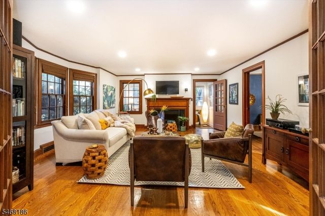 15 Garden St, Montclair Twp., NJ 07042