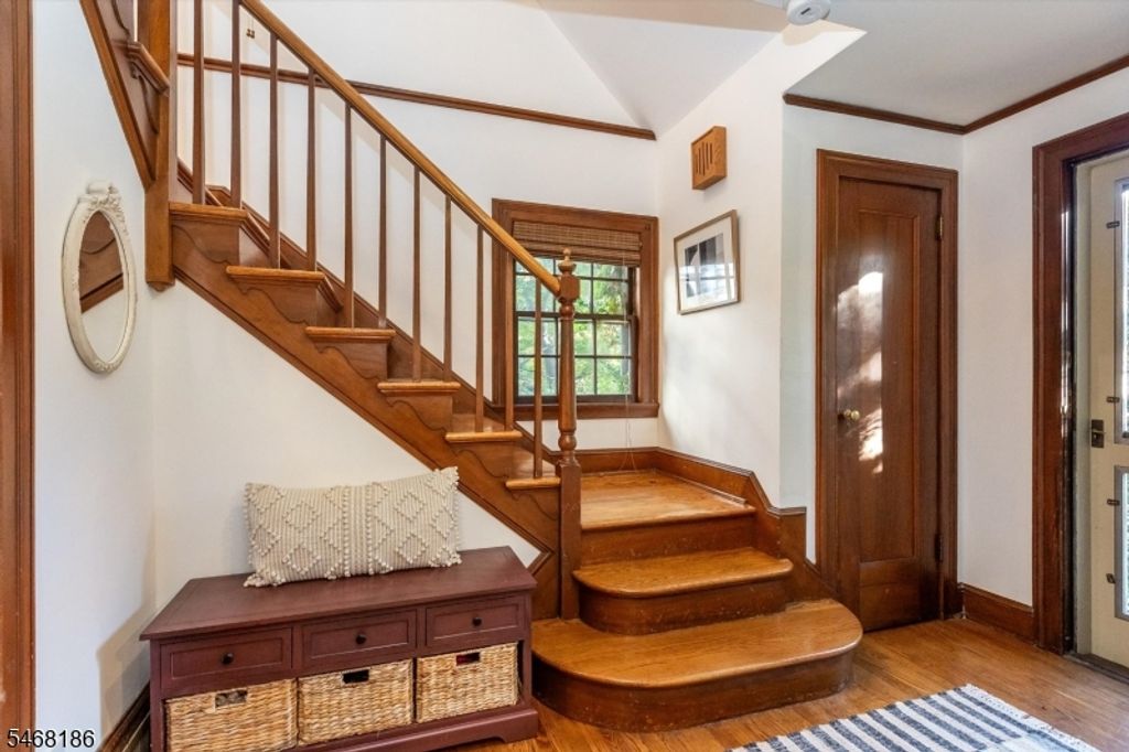 15 Garden St, Montclair Twp., NJ 07042 — photo 4