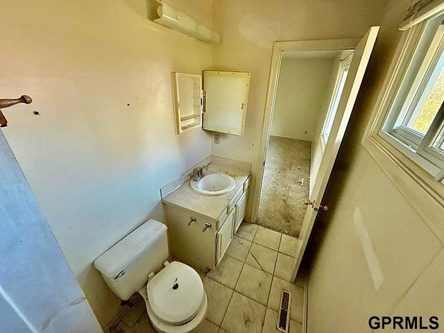 3302 E Dutchman Circle, Bellevue, NE 68123