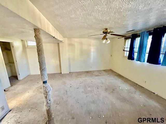 3302 E Dutchman Circle, Bellevue, NE 68123