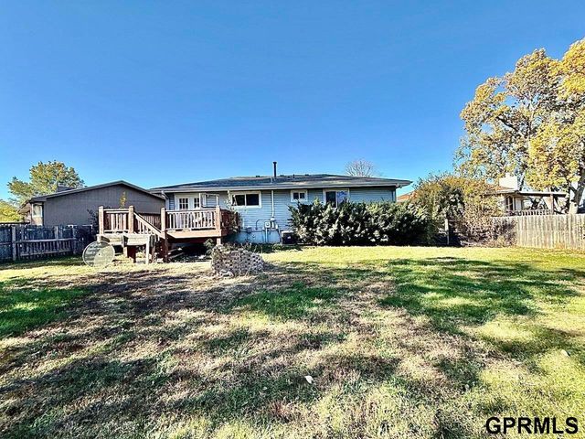 3302 E Dutchman Circle, Bellevue, NE 68123