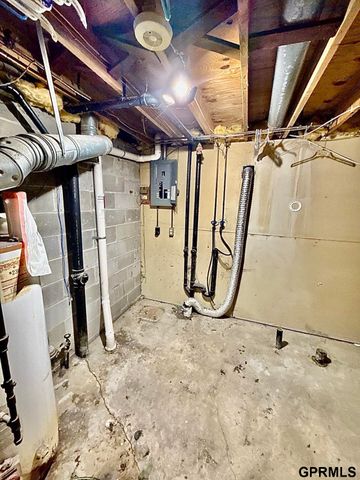 3302 E Dutchman Circle, Bellevue, NE 68123