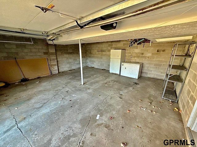 3302 E Dutchman Circle, Bellevue, NE 68123