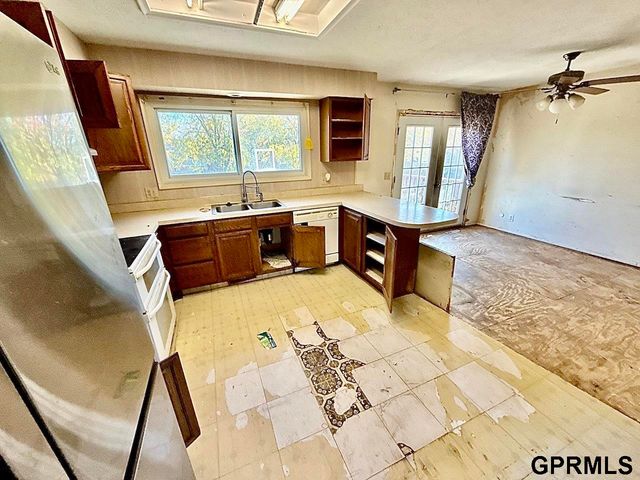 3302 E Dutchman Circle, Bellevue, NE 68123